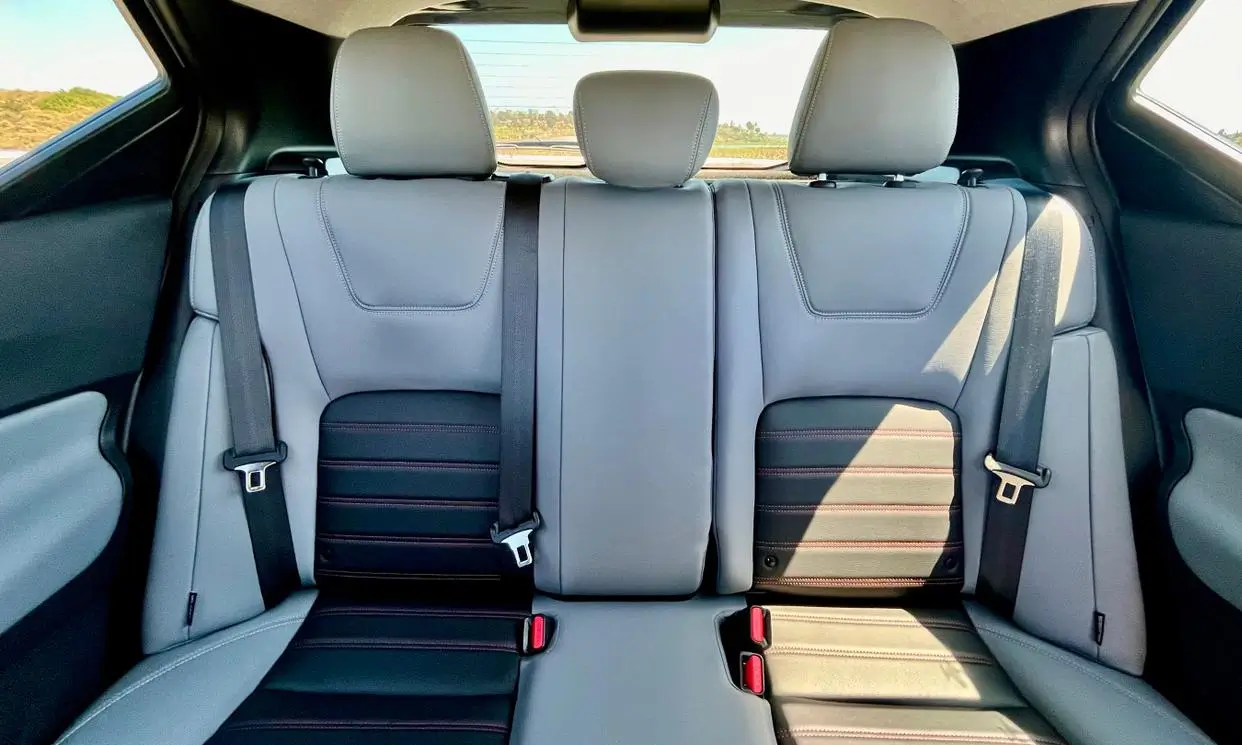 Rent Nissan Kicks 2023 in Dubai
